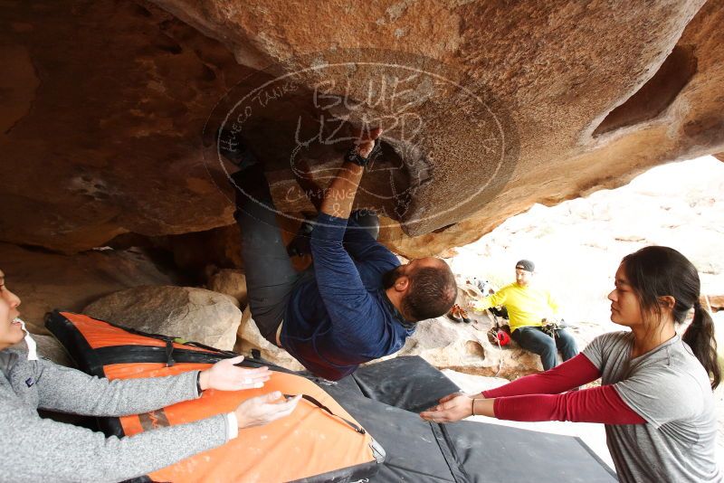 Bouldering in Hueco Tanks on 03/09/2019 with Blue Lizard Climbing and Yoga

Filename: SRM_20190309_1551310.jpg
Aperture: f/5.6
Shutter Speed: 1/200
Body: Canon EOS-1D Mark II
Lens: Canon EF 16-35mm f/2.8 L