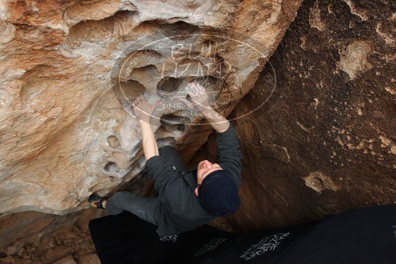 Bouldering in Hueco Tanks on 03/10/2019 with Blue Lizard Climbing and Yoga

Filename: SRM_20190310_1008130.jpg
Aperture: f/5.6
Shutter Speed: 1/250
Body: Canon EOS-1D Mark II
Lens: Canon EF 16-35mm f/2.8 L