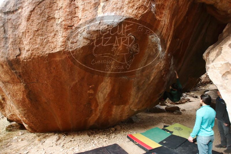 Bouldering in Hueco Tanks on 03/10/2019 with Blue Lizard Climbing and Yoga

Filename: SRM_20190310_1105320.jpg
Aperture: f/5.6
Shutter Speed: 1/250
Body: Canon EOS-1D Mark II
Lens: Canon EF 16-35mm f/2.8 L
