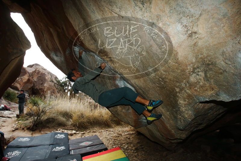 Bouldering in Hueco Tanks on 03/10/2019 with Blue Lizard Climbing and Yoga

Filename: SRM_20190310_1130260.jpg
Aperture: f/5.6
Shutter Speed: 1/250
Body: Canon EOS-1D Mark II
Lens: Canon EF 16-35mm f/2.8 L