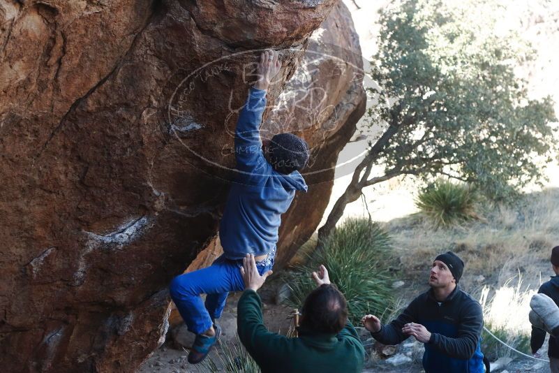 Bouldering in Hueco Tanks on 03/15/2019 with Blue Lizard Climbing and Yoga

Filename: SRM_20190315_1008160.jpg
Aperture: f/4.0
Shutter Speed: 1/400
Body: Canon EOS-1D Mark II
Lens: Canon EF 50mm f/1.8 II