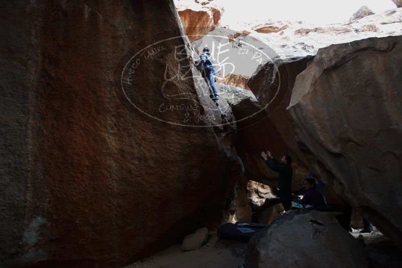 Bouldering in Hueco Tanks on 03/15/2019 with Blue Lizard Climbing and Yoga

Filename: SRM_20190315_1601260.jpg
Aperture: f/5.0
Shutter Speed: 1/200
Body: Canon EOS-1D Mark II
Lens: Canon EF 16-35mm f/2.8 L