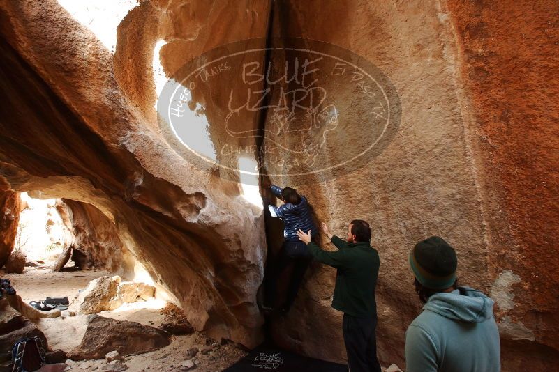 Bouldering in Hueco Tanks on 03/15/2019 with Blue Lizard Climbing and Yoga

Filename: SRM_20190315_1634190.jpg
Aperture: f/5.6
Shutter Speed: 1/125
Body: Canon EOS-1D Mark II
Lens: Canon EF 16-35mm f/2.8 L