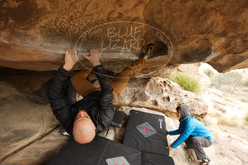 Bouldering in Hueco Tanks on 03/16/2019 with Blue Lizard Climbing and Yoga

Filename: SRM_20190316_1215370.jpg
Aperture: f/6.3
Shutter Speed: 1/125
Body: Canon EOS-1D Mark II
Lens: Canon EF 16-35mm f/2.8 L