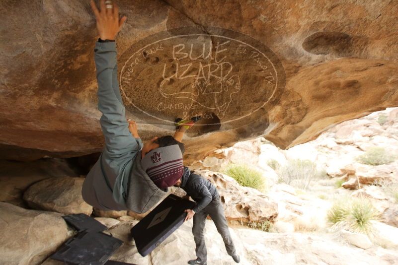 Bouldering in Hueco Tanks on 03/16/2019 with Blue Lizard Climbing and Yoga

Filename: SRM_20190316_1221310.jpg
Aperture: f/6.3
Shutter Speed: 1/160
Body: Canon EOS-1D Mark II
Lens: Canon EF 16-35mm f/2.8 L