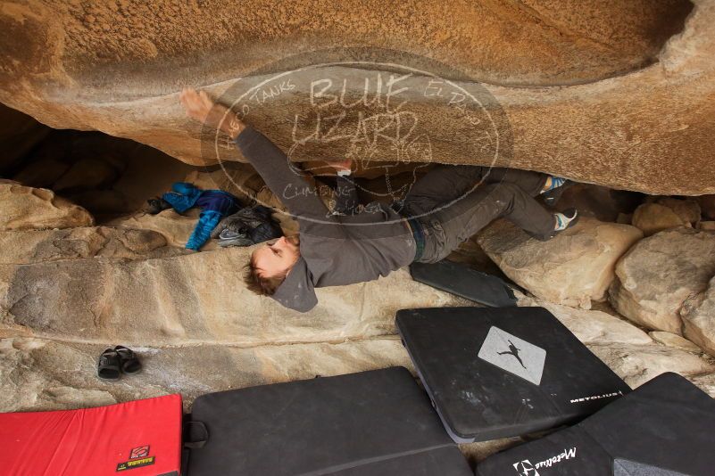 Bouldering in Hueco Tanks on 03/16/2019 with Blue Lizard Climbing and Yoga

Filename: SRM_20190316_1226180.jpg
Aperture: f/5.6
Shutter Speed: 1/160
Body: Canon EOS-1D Mark II
Lens: Canon EF 16-35mm f/2.8 L