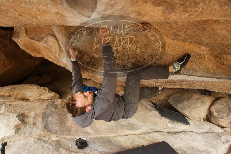 Bouldering in Hueco Tanks on 03/16/2019 with Blue Lizard Climbing and Yoga

Filename: SRM_20190316_1226390.jpg
Aperture: f/5.0
Shutter Speed: 1/160
Body: Canon EOS-1D Mark II
Lens: Canon EF 16-35mm f/2.8 L