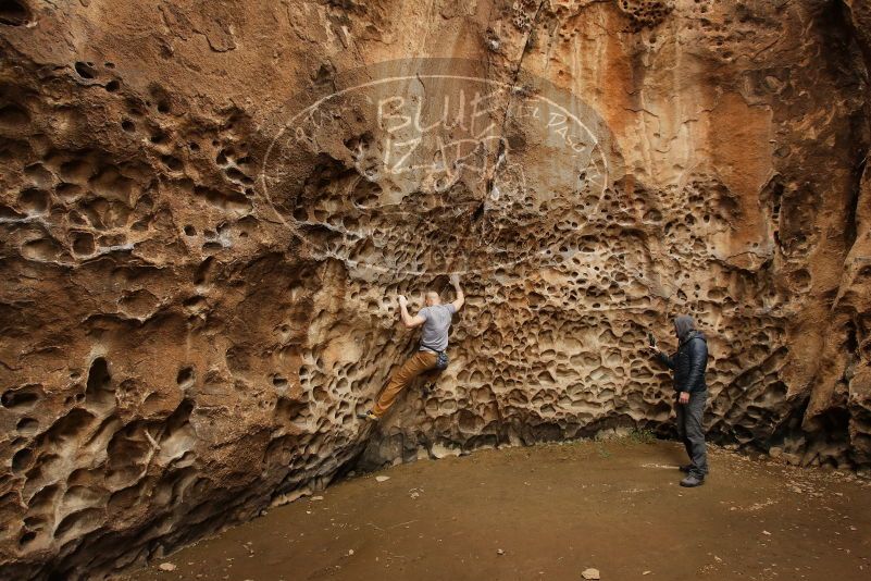 Bouldering in Hueco Tanks on 03/16/2019 with Blue Lizard Climbing and Yoga

Filename: SRM_20190316_1400180.jpg
Aperture: f/5.6
Shutter Speed: 1/60
Body: Canon EOS-1D Mark II
Lens: Canon EF 16-35mm f/2.8 L