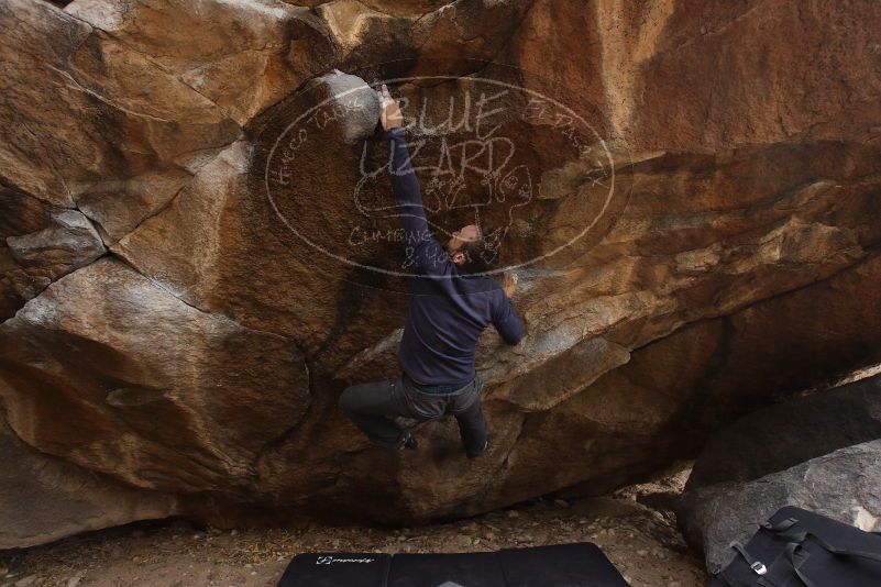 Bouldering in Hueco Tanks on 03/16/2019 with Blue Lizard Climbing and Yoga

Filename: SRM_20190316_1656020.jpg
Aperture: f/5.0
Shutter Speed: 1/160
Body: Canon EOS-1D Mark II
Lens: Canon EF 16-35mm f/2.8 L