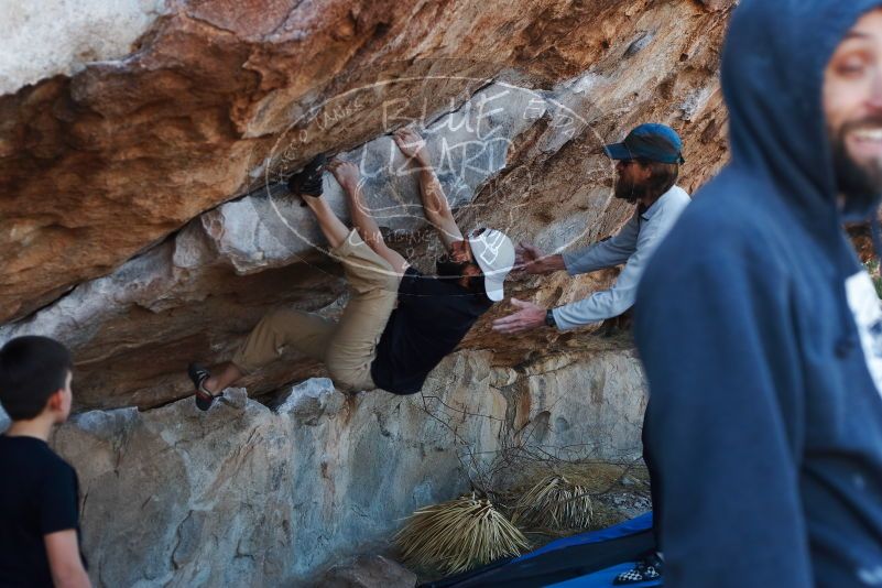 Bouldering in Hueco Tanks on 03/17/2019 with Blue Lizard Climbing and Yoga

Filename: SRM_20190317_1004100.jpg
Aperture: f/4.0
Shutter Speed: 1/250
Body: Canon EOS-1D Mark II
Lens: Canon EF 50mm f/1.8 II