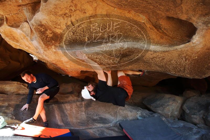 Bouldering in Hueco Tanks on 03/17/2019 with Blue Lizard Climbing and Yoga

Filename: SRM_20190317_1604040.jpg
Aperture: f/5.6
Shutter Speed: 1/250
Body: Canon EOS-1D Mark II
Lens: Canon EF 16-35mm f/2.8 L