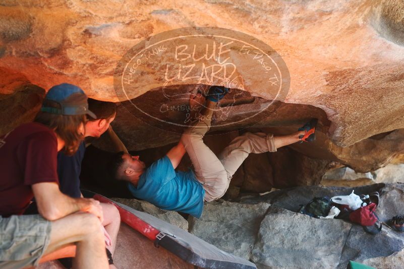 Bouldering in Hueco Tanks on 03/17/2019 with Blue Lizard Climbing and Yoga

Filename: SRM_20190317_1620260.jpg
Aperture: f/4.0
Shutter Speed: 1/200
Body: Canon EOS-1D Mark II
Lens: Canon EF 50mm f/1.8 II