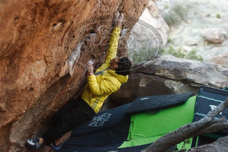 Bouldering in Hueco Tanks on 03/20/2019 with Blue Lizard Climbing and Yoga

Filename: SRM_20190320_0922340.jpg
Aperture: f/3.5
Shutter Speed: 1/250
Body: Canon EOS-1D Mark II
Lens: Canon EF 50mm f/1.8 II