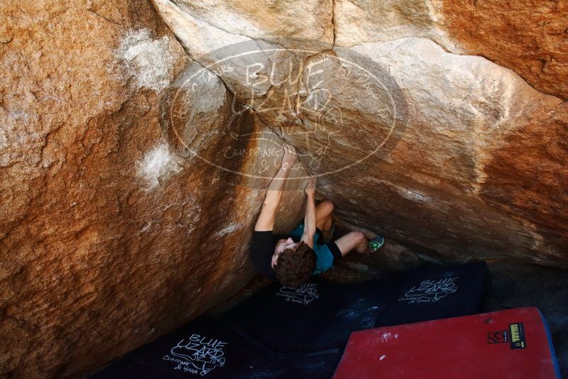 Bouldering in Hueco Tanks on 03/29/2019 with Blue Lizard Climbing and Yoga

Filename: SRM_20190329_1118160.jpg
Aperture: f/5.6
Shutter Speed: 1/200
Body: Canon EOS-1D Mark II
Lens: Canon EF 16-35mm f/2.8 L