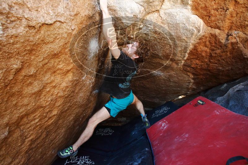 Bouldering in Hueco Tanks on 03/29/2019 with Blue Lizard Climbing and Yoga

Filename: SRM_20190329_1122180.jpg
Aperture: f/5.6
Shutter Speed: 1/200
Body: Canon EOS-1D Mark II
Lens: Canon EF 16-35mm f/2.8 L