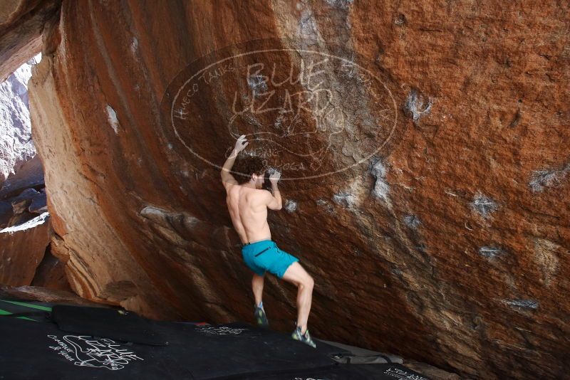 Bouldering in Hueco Tanks on 03/29/2019 with Blue Lizard Climbing and Yoga

Filename: SRM_20190329_1606590.jpg
Aperture: f/5.6
Shutter Speed: 1/250
Body: Canon EOS-1D Mark II
Lens: Canon EF 16-35mm f/2.8 L
