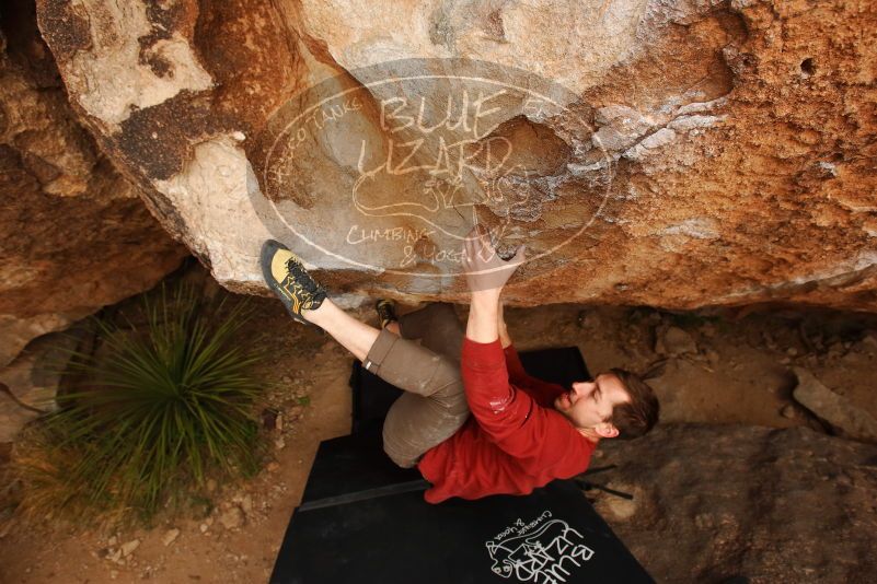 Bouldering in Hueco Tanks on 03/30/2019 with Blue Lizard Climbing and Yoga

Filename: SRM_20190330_1257360.jpg
Aperture: f/5.6
Shutter Speed: 1/400
Body: Canon EOS-1D Mark II
Lens: Canon EF 16-35mm f/2.8 L