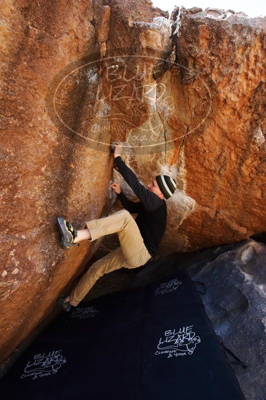 Bouldering in Hueco Tanks on 03/31/2019 with Blue Lizard Climbing and Yoga

Filename: SRM_20190331_1223160.jpg
Aperture: f/5.6
Shutter Speed: 1/250
Body: Canon EOS-1D Mark II
Lens: Canon EF 16-35mm f/2.8 L