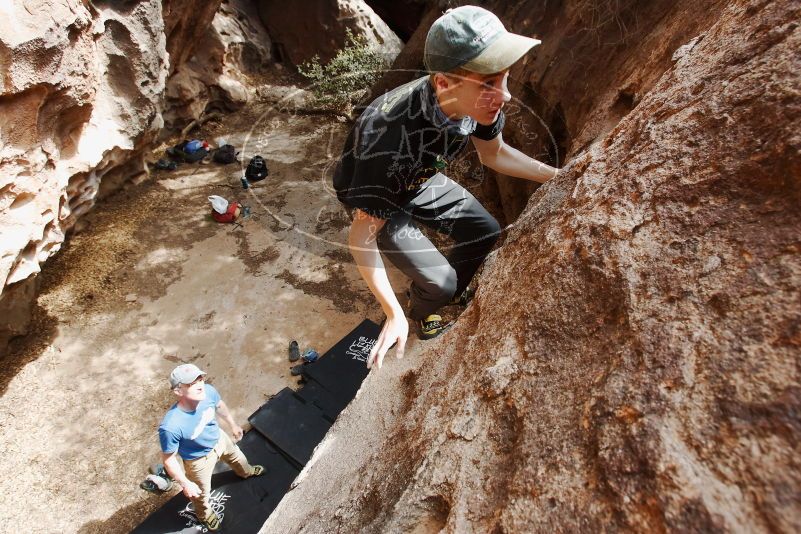 Bouldering in Hueco Tanks on 04/05/2019 with Blue Lizard Climbing and Yoga

Filename: SRM_20190405_1116020.jpg
Aperture: f/5.6
Shutter Speed: 1/250
Body: Canon EOS-1D Mark II
Lens: Canon EF 16-35mm f/2.8 L
