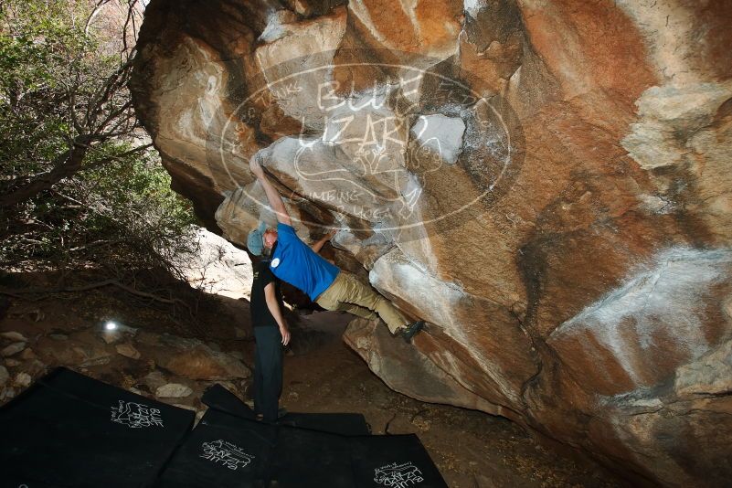 Bouldering in Hueco Tanks on 04/05/2019 with Blue Lizard Climbing and Yoga

Filename: SRM_20190405_1641010.jpg
Aperture: f/5.6
Shutter Speed: 1/250
Body: Canon EOS-1D Mark II
Lens: Canon EF 16-35mm f/2.8 L