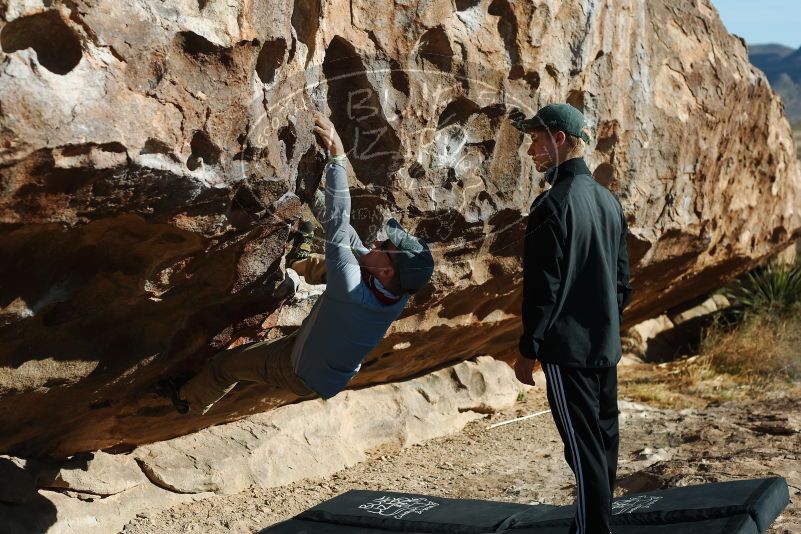 Bouldering in Hueco Tanks on 04/06/2019 with Blue Lizard Climbing and Yoga

Filename: SRM_20190406_0852460.jpg
Aperture: f/4.0
Shutter Speed: 1/1600
Body: Canon EOS-1D Mark II
Lens: Canon EF 50mm f/1.8 II