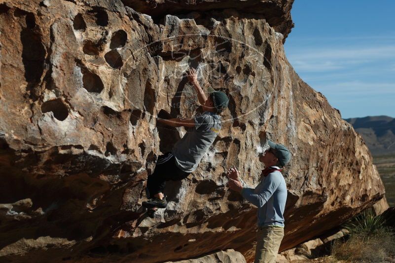 Bouldering in Hueco Tanks on 04/06/2019 with Blue Lizard Climbing and Yoga

Filename: SRM_20190406_0855350.jpg
Aperture: f/4.0
Shutter Speed: 1/800
Body: Canon EOS-1D Mark II
Lens: Canon EF 50mm f/1.8 II
