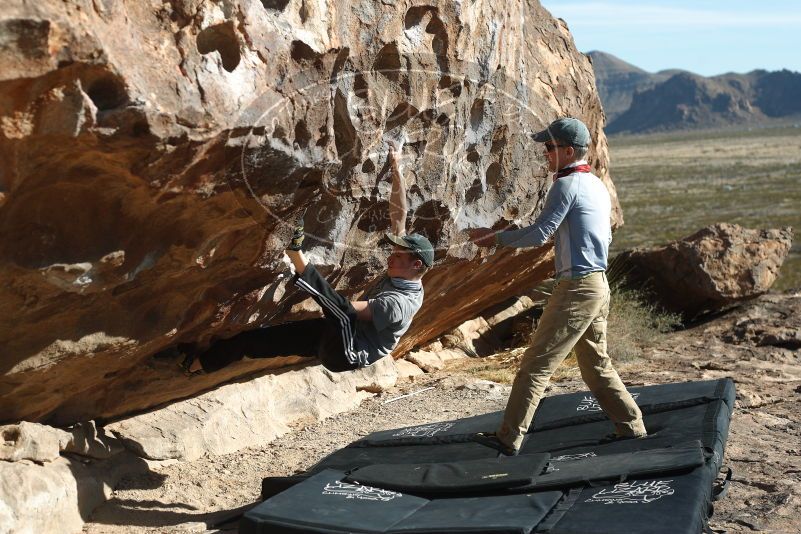 Bouldering in Hueco Tanks on 04/06/2019 with Blue Lizard Climbing and Yoga

Filename: SRM_20190406_0903570.jpg
Aperture: f/4.0
Shutter Speed: 1/500
Body: Canon EOS-1D Mark II
Lens: Canon EF 50mm f/1.8 II