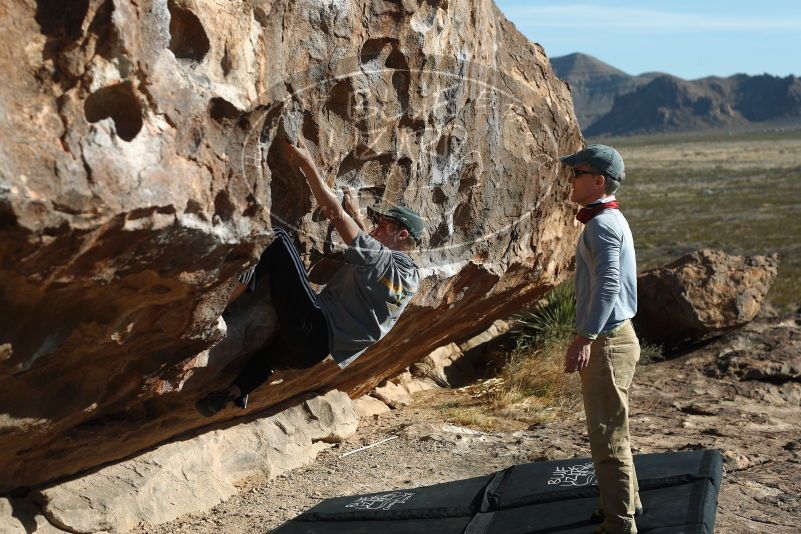 Bouldering in Hueco Tanks on 04/06/2019 with Blue Lizard Climbing and Yoga

Filename: SRM_20190406_0904010.jpg
Aperture: f/4.0
Shutter Speed: 1/640
Body: Canon EOS-1D Mark II
Lens: Canon EF 50mm f/1.8 II