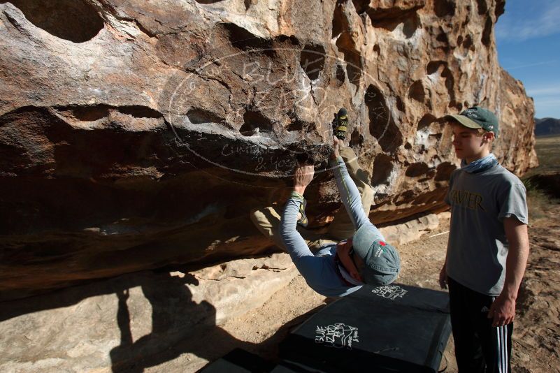 Bouldering in Hueco Tanks on 04/06/2019 with Blue Lizard Climbing and Yoga

Filename: SRM_20190406_0913170.jpg
Aperture: f/5.6
Shutter Speed: 1/320
Body: Canon EOS-1D Mark II
Lens: Canon EF 16-35mm f/2.8 L