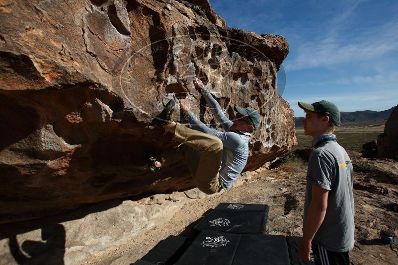 Bouldering in Hueco Tanks on 04/06/2019 with Blue Lizard Climbing and Yoga

Filename: SRM_20190406_0913350.jpg
Aperture: f/5.6
Shutter Speed: 1/400
Body: Canon EOS-1D Mark II
Lens: Canon EF 16-35mm f/2.8 L