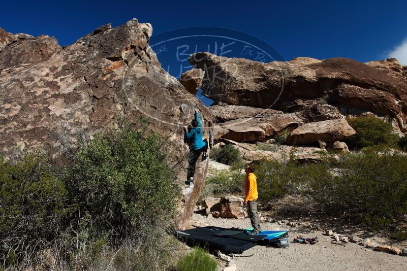 Bouldering in Hueco Tanks on 04/13/2019 with Blue Lizard Climbing and Yoga

Filename: SRM_20190413_0948360.jpg
Aperture: f/5.6
Shutter Speed: 1/500
Body: Canon EOS-1D Mark II
Lens: Canon EF 16-35mm f/2.8 L