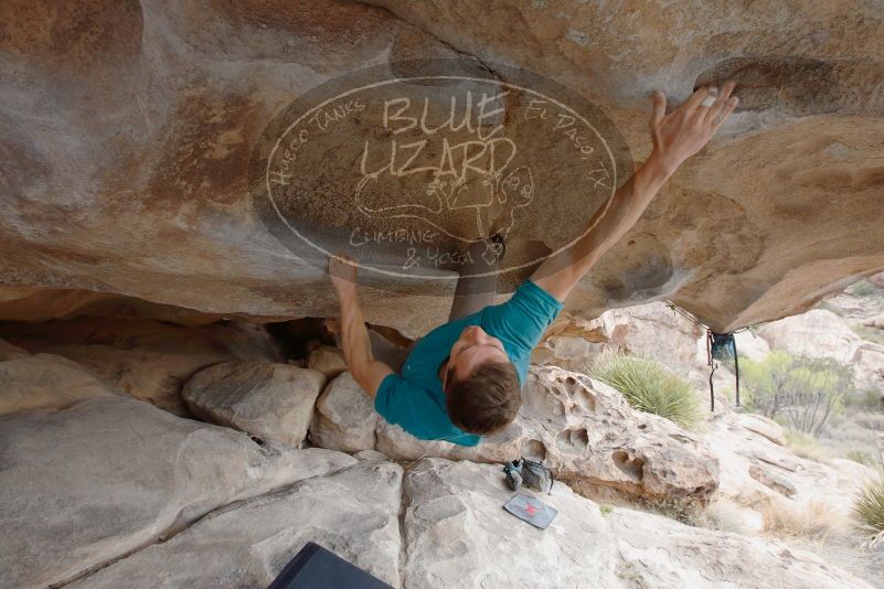 Bouldering in Hueco Tanks on 04/13/2019 with Blue Lizard Climbing and Yoga

Filename: SRM_20190413_1215510.jpg
Aperture: f/5.6
Shutter Speed: 1/125
Body: Canon EOS-1D Mark II
Lens: Canon EF 16-35mm f/2.8 L