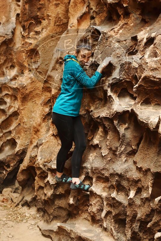 Bouldering in Hueco Tanks on 04/13/2019 with Blue Lizard Climbing and Yoga
Filename: SRM_20190413_1547500.jpg
Aperture: f/4.0
Shutter Speed: 1/125
Body: Canon EOS-1D Mark II
Lens: Canon EF 50mm f/1.8 II