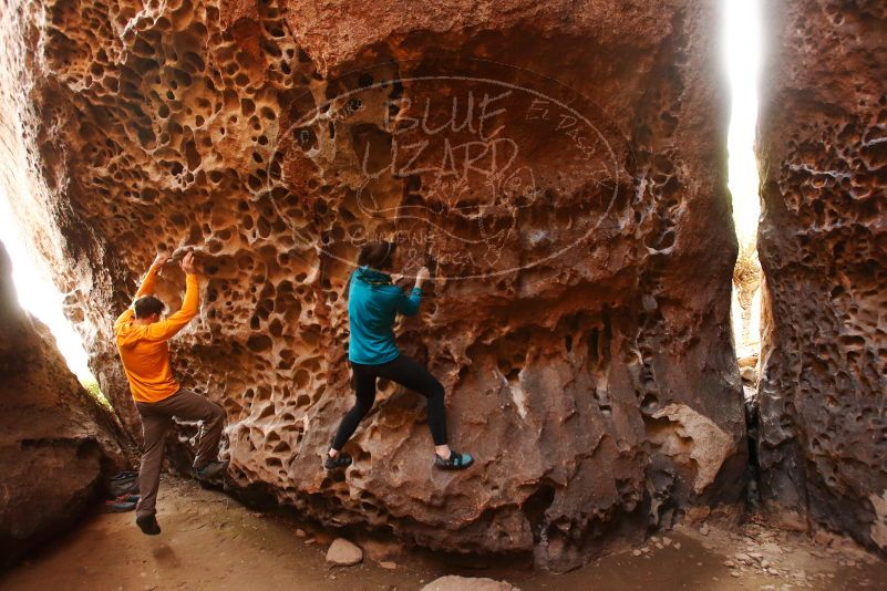 Bouldering in Hueco Tanks on 04/13/2019 with Blue Lizard Climbing and Yoga
Filename: SRM_20190413_1551110.jpg
Aperture: f/5.0
Shutter Speed: 1/100
Body: Canon EOS-1D Mark II
Lens: Canon EF 16-35mm f/2.8 L