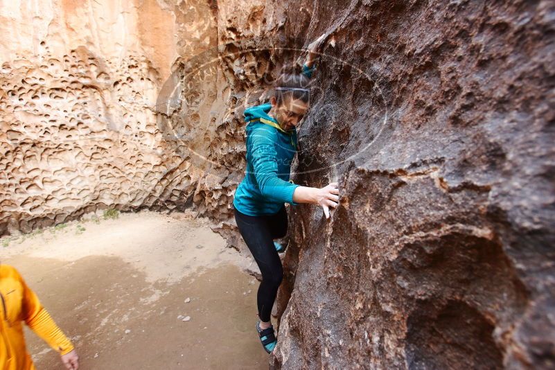 Bouldering in Hueco Tanks on 04/13/2019 with Blue Lizard Climbing and Yoga
Filename: SRM_20190413_1600000.jpg
Aperture: f/5.0
Shutter Speed: 1/50
Body: Canon EOS-1D Mark II
Lens: Canon EF 16-35mm f/2.8 L