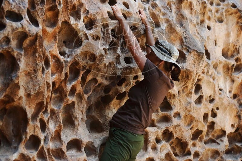 Bouldering in Hueco Tanks on 04/26/2019 with Blue Lizard Climbing and Yoga
Filename: SRM_20190426_1233380.jpg
Aperture: f/4.0
Shutter Speed: 1/160
Body: Canon EOS-1D Mark II
Lens: Canon EF 50mm f/1.8 II