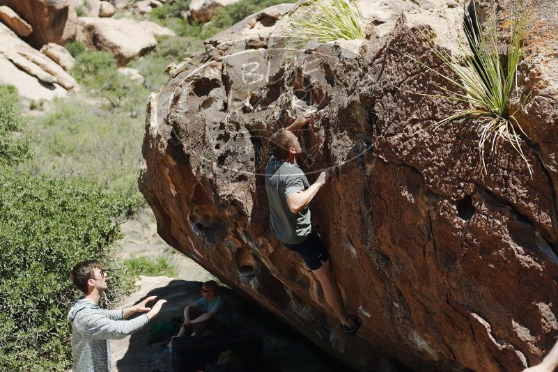 Bouldering in Hueco Tanks on 06/15/2019 with Blue Lizard Climbing and Yoga
Filename: SRM_20190615_1408170.jpg
Aperture: f/4.0
Shutter Speed: 1/800
Body: Canon EOS-1D Mark II
Lens: Canon EF 50mm f/1.8 II