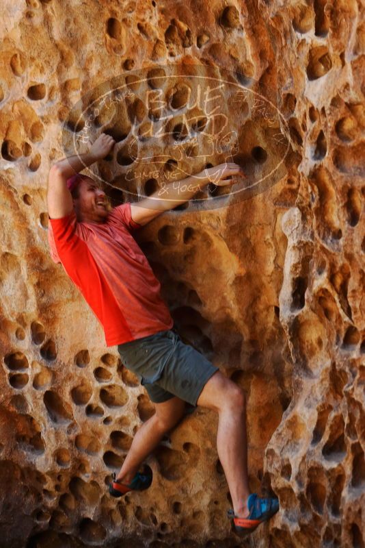 Bouldering in Hueco Tanks on 06/23/2019 with Blue Lizard Climbing and Yoga
Filename: SRM_20190623_1311070.jpg
Aperture: f/4.0
Shutter Speed: 1/125
Body: Canon EOS-1D Mark II
Lens: Canon EF 50mm f/1.8 II