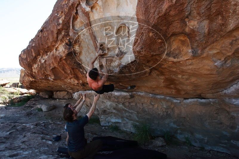 Bouldering in Hueco Tanks on 06/28/2019 with Blue Lizard Climbing and Yoga
Filename: SRM_20190628_1019160.jpg
Aperture: f/5.6
Shutter Speed: 1/500
Body: Canon EOS-1D Mark II
Lens: Canon EF 16-35mm f/2.8 L