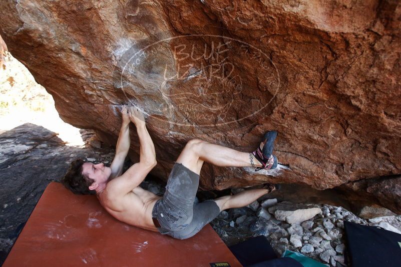 Bouldering in Hueco Tanks on 08/31/2019 with Blue Lizard Climbing and Yoga
Filename: SRM_20190831_1203510.jpg
Aperture: f/4.0
Shutter Speed: 1/320
Body: Canon EOS-1D Mark II
Lens: Canon EF 16-35mm f/2.8 L