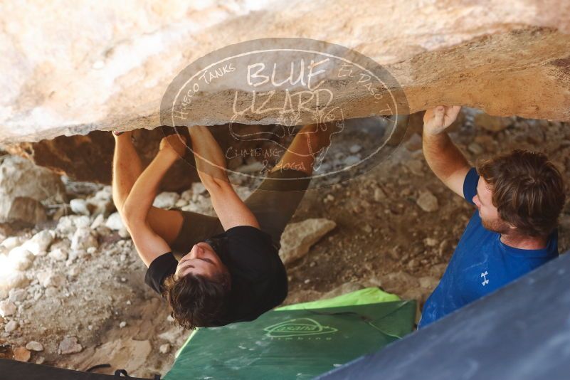 Bouldering in Hueco Tanks on 08/31/2019 with Blue Lizard Climbing and Yoga
Filename: SRM_20190831_1318290.jpg
Aperture: f/2.8
Shutter Speed: 1/125
Body: Canon EOS-1D Mark II
Lens: Canon EF 50mm f/1.8 II