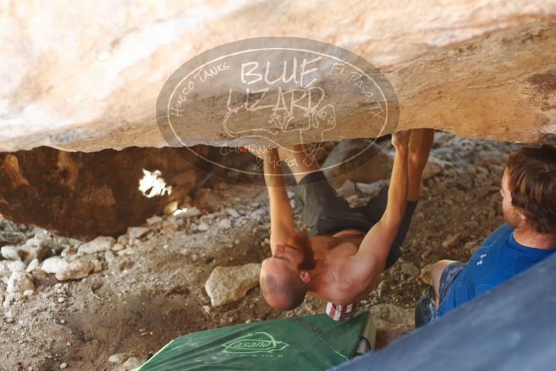 Bouldering in Hueco Tanks on 08/31/2019 with Blue Lizard Climbing and Yoga
Filename: SRM_20190831_1327500.jpg
Aperture: f/2.8
Shutter Speed: 1/200
Body: Canon EOS-1D Mark II
Lens: Canon EF 50mm f/1.8 II