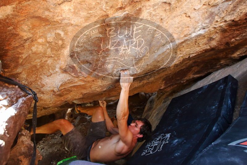 Bouldering in Hueco Tanks on 08/31/2019 with Blue Lizard Climbing and Yoga
Filename: SRM_20190831_1452510.jpg
Aperture: f/4.0
Shutter Speed: 1/160
Body: Canon EOS-1D Mark II
Lens: Canon EF 16-35mm f/2.8 L