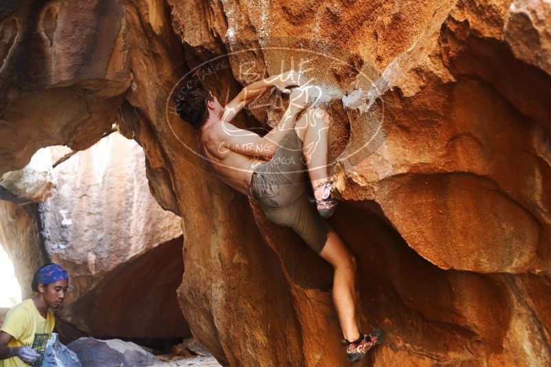 Bouldering in Hueco Tanks on 08/31/2019 with Blue Lizard Climbing and Yoga
Filename: SRM_20190831_1756230.jpg
Aperture: f/2.8
Shutter Speed: 1/200
Body: Canon EOS-1D Mark II
Lens: Canon EF 50mm f/1.8 II