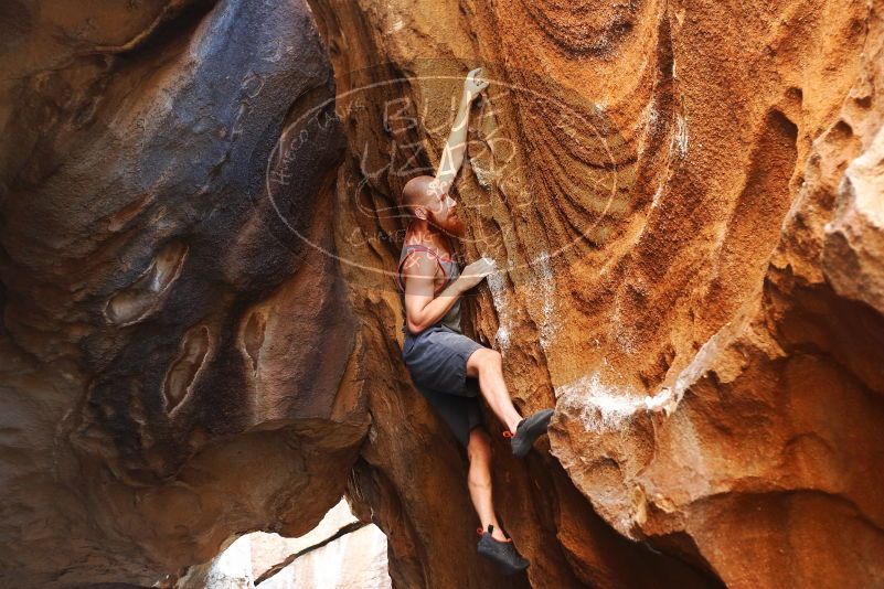 Bouldering in Hueco Tanks on 08/31/2019 with Blue Lizard Climbing and Yoga

Filename: SRM_20190831_1759140.jpg
Aperture: f/2.8
Shutter Speed: 1/200
Body: Canon EOS-1D Mark II
Lens: Canon EF 50mm f/1.8 II