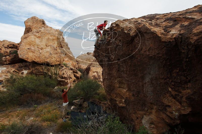 Bouldering in Hueco Tanks on 10/28/2019 with Blue Lizard Climbing and Yoga
Filename: SRM_20191028_0950490.jpg
Aperture: f/5.6
Shutter Speed: 1/400
Body: Canon EOS-1D Mark II
Lens: Canon EF 16-35mm f/2.8 L