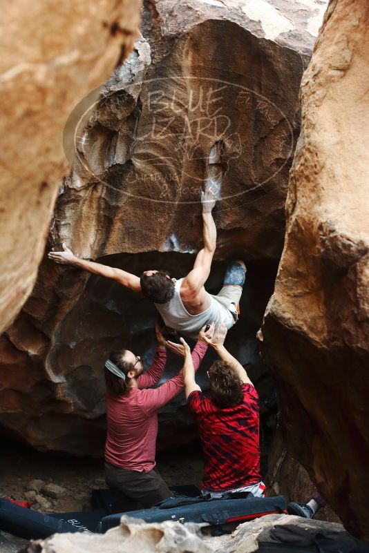 Bouldering in Hueco Tanks on 10/28/2019 with Blue Lizard Climbing and Yoga
Filename: SRM_20191028_1311230.jpg
Aperture: f/3.2
Shutter Speed: 1/250
Body: Canon EOS-1D Mark II
Lens: Canon EF 50mm f/1.8 II