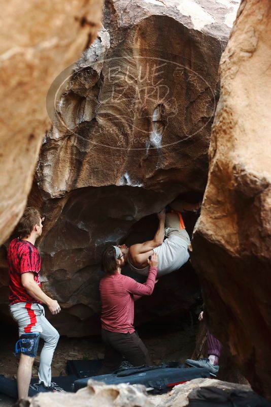 Bouldering in Hueco Tanks on 10/28/2019 with Blue Lizard Climbing and Yoga
Filename: SRM_20191028_1314580.jpg
Aperture: f/3.2
Shutter Speed: 1/250
Body: Canon EOS-1D Mark II
Lens: Canon EF 50mm f/1.8 II