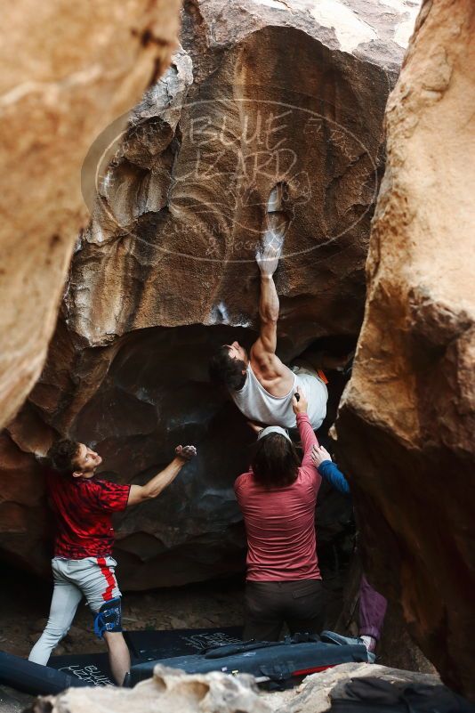 Bouldering in Hueco Tanks on 10/28/2019 with Blue Lizard Climbing and Yoga
Filename: SRM_20191028_1315091.jpg
Aperture: f/3.2
Shutter Speed: 1/250
Body: Canon EOS-1D Mark II
Lens: Canon EF 50mm f/1.8 II