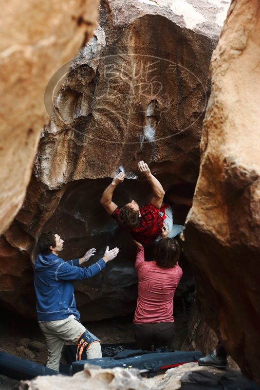 Bouldering in Hueco Tanks on 10/28/2019 with Blue Lizard Climbing and Yoga
Filename: SRM_20191028_1323080.jpg
Aperture: f/3.2
Shutter Speed: 1/250
Body: Canon EOS-1D Mark II
Lens: Canon EF 50mm f/1.8 II